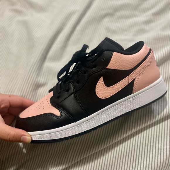 Jordan shoes - Picture 1 of 7